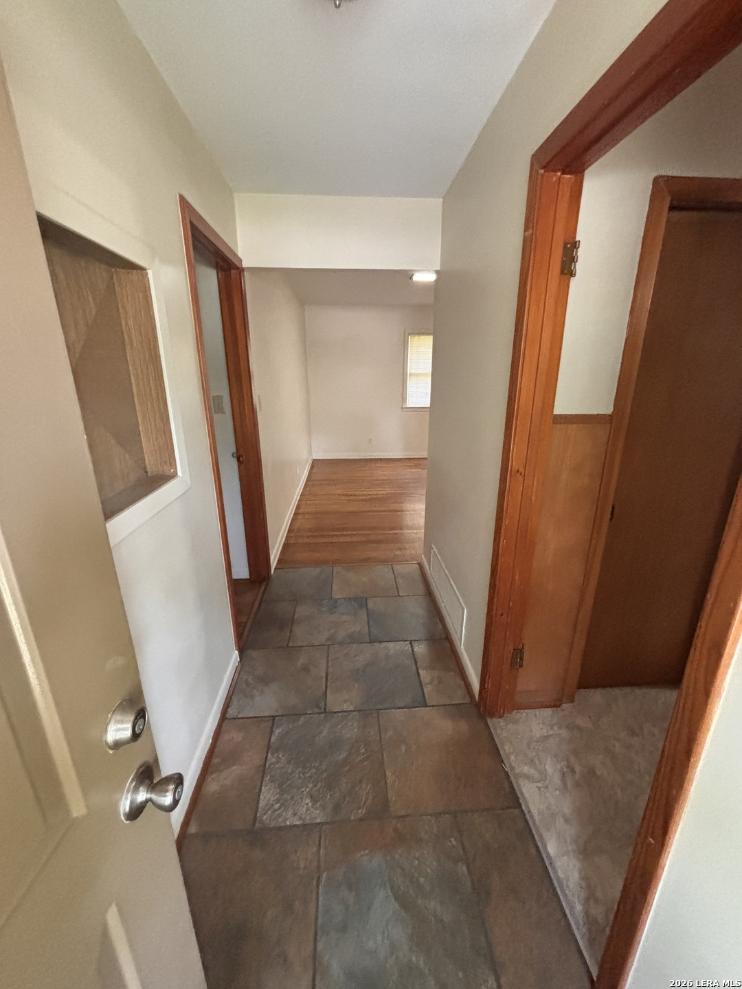 123 West Anglin Street Uvalde, TX 78801 - Photo 12 of 22