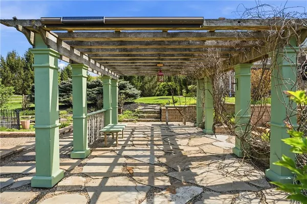 $2,250,000 | 103 Destinaire Drive, New Wilmington, PA 16142