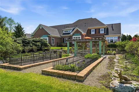$1,995,000 | 103 Destinaire Drive, New Wilmington, PA 16142