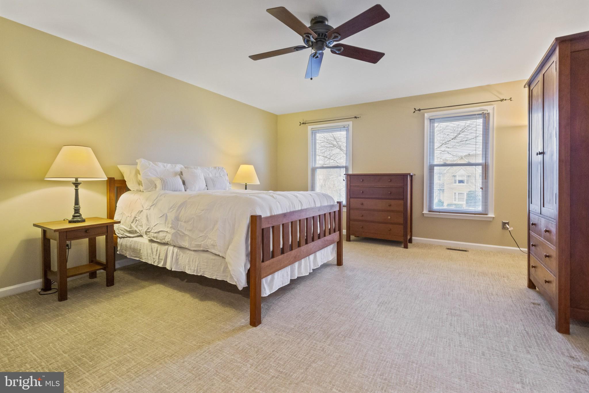 885 Slate Hill Road Yardley, PA 19067 - Photo 17 of 36 Gallery Image 17
