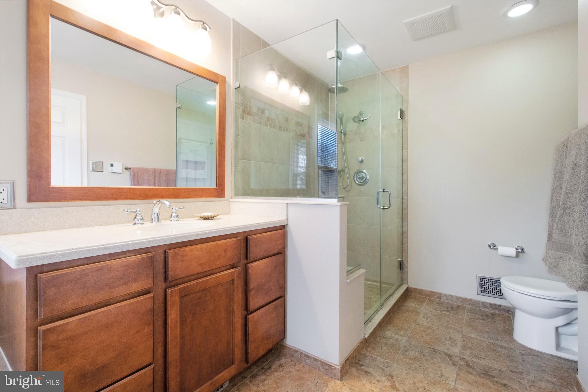 885 Slate Hill Road Yardley, PA 19067 - Photo 20 of 36 Gallery Image 20
