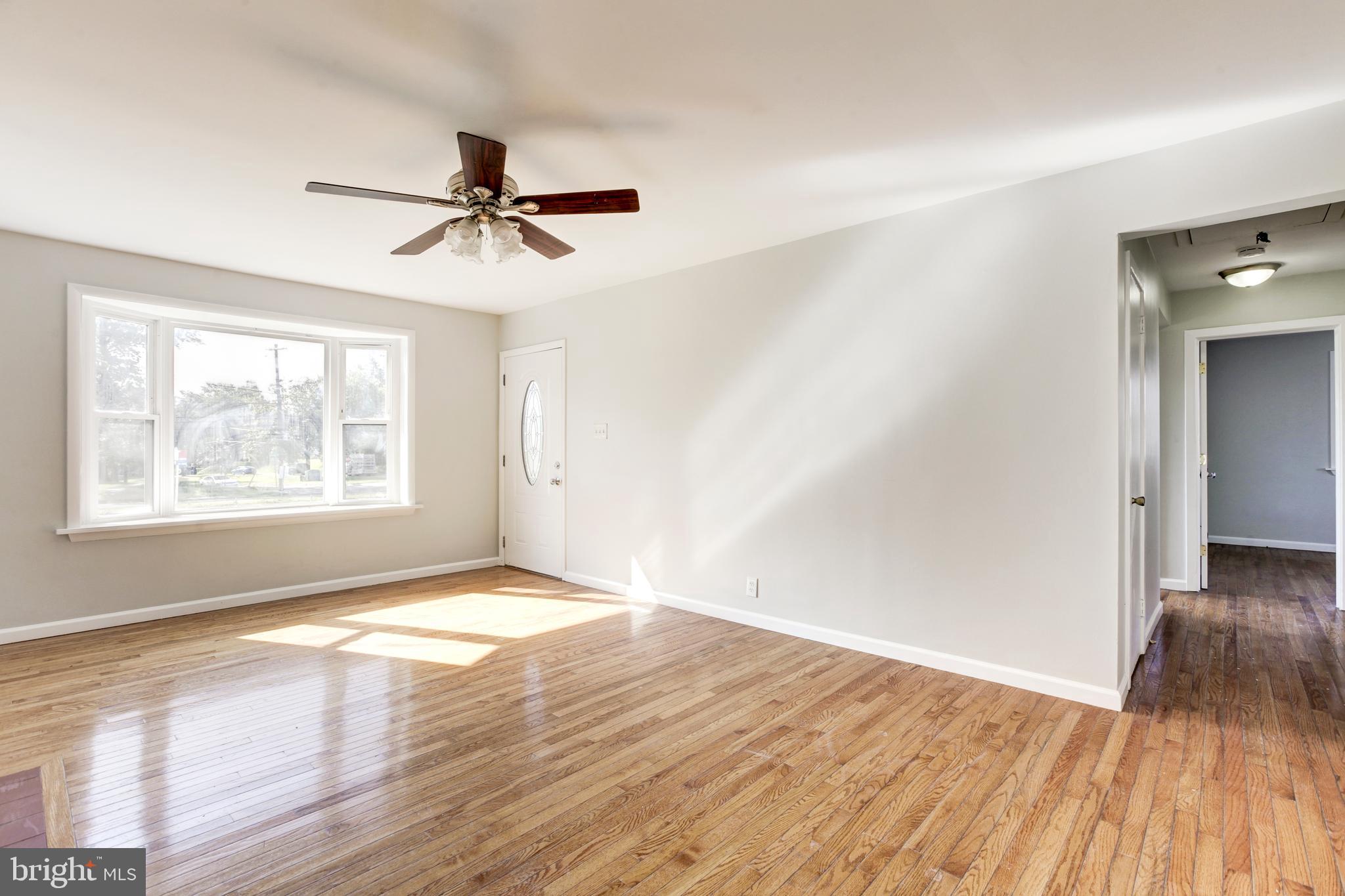 3517 Randolph Road Silver Spring, MD 20906 - Photo 15 of 27 Large bay window