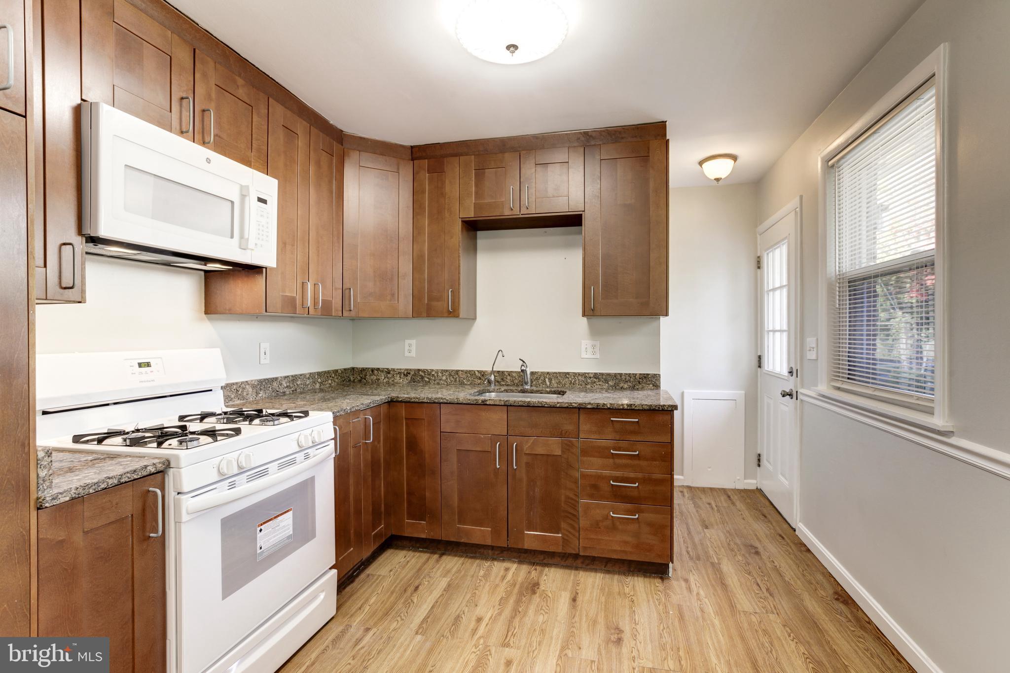 3517 Randolph Road Silver Spring, MD 20906 - Photo 6 of 27 Upgraded kitchen with granite counter tops