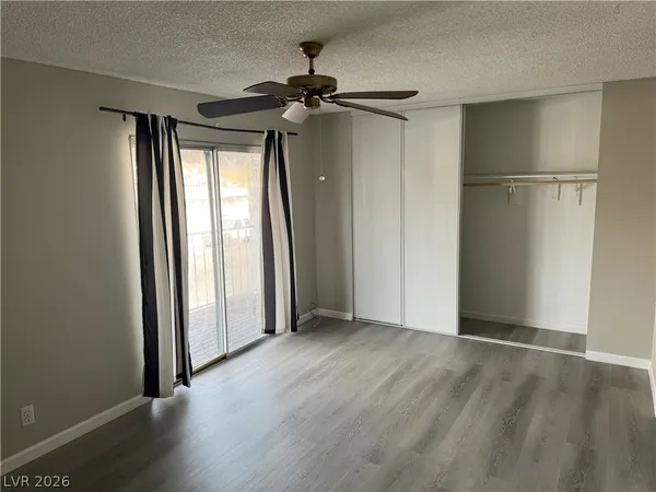 $1,200 | 2158 East Desert Inn Road, Las Vegas, NV 89169