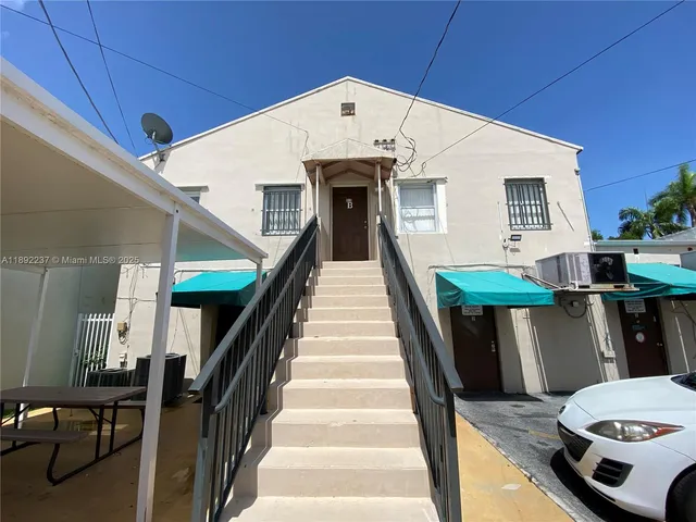 a view of a entryway of a house