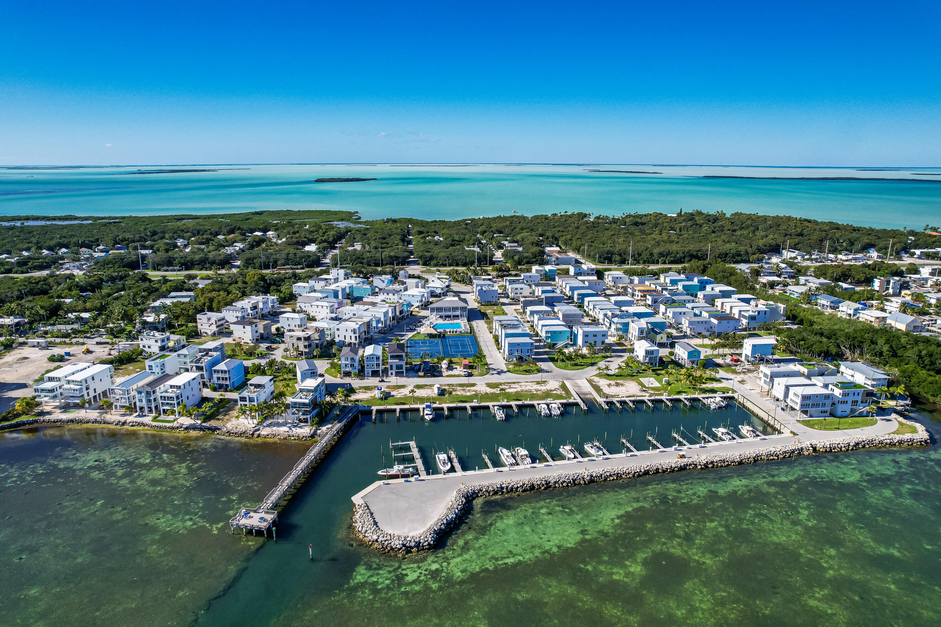 94825 Overseas Highway, Unit 91 Key Largo, FL 33037 - Photo 5 of 49 a view of a city