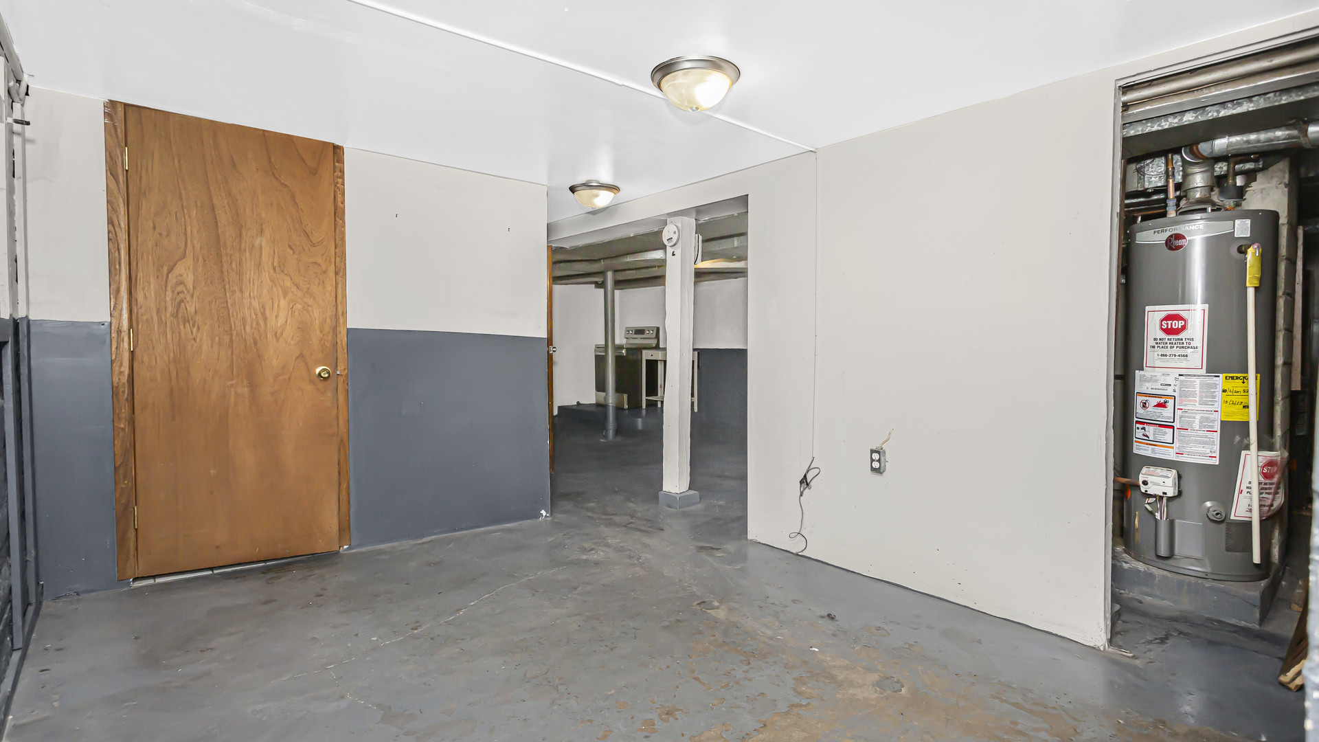 1712 North Monitor Avenue Chicago, IL 60639 - Photo 22 of 33 a view of empty room