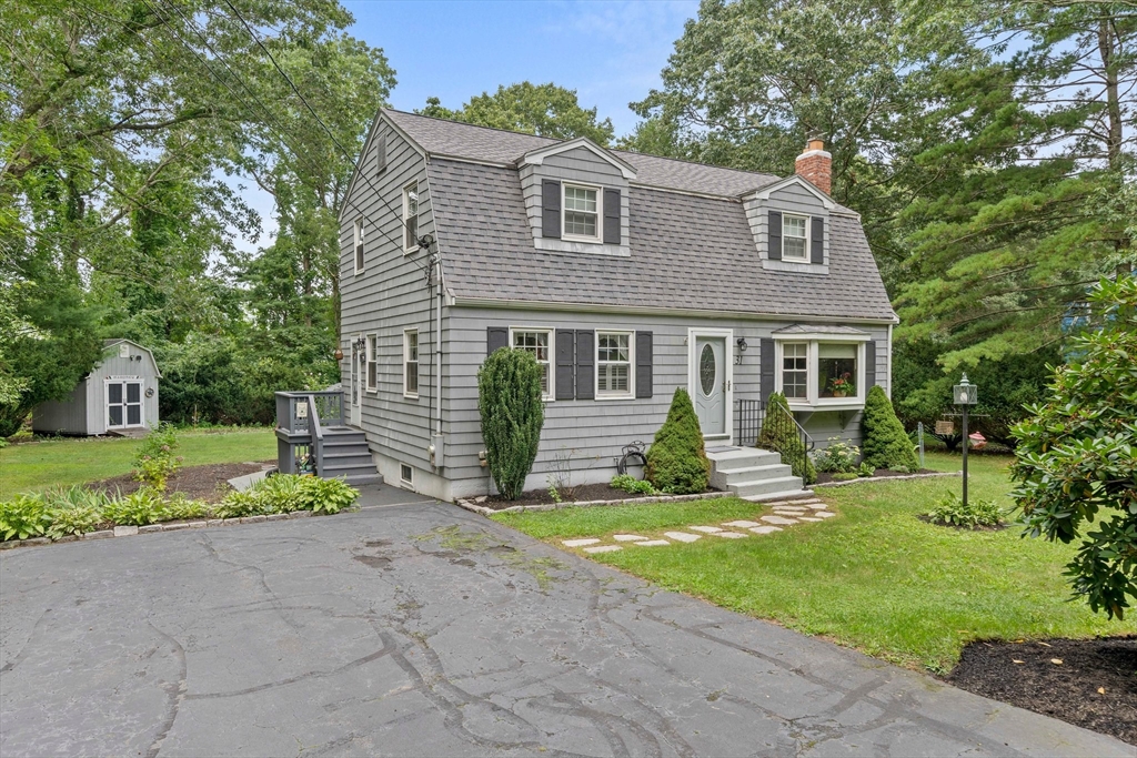 31 Orchard Road Marshfield, MA 02050 - Photo 1 of 31 Gallery Image 1