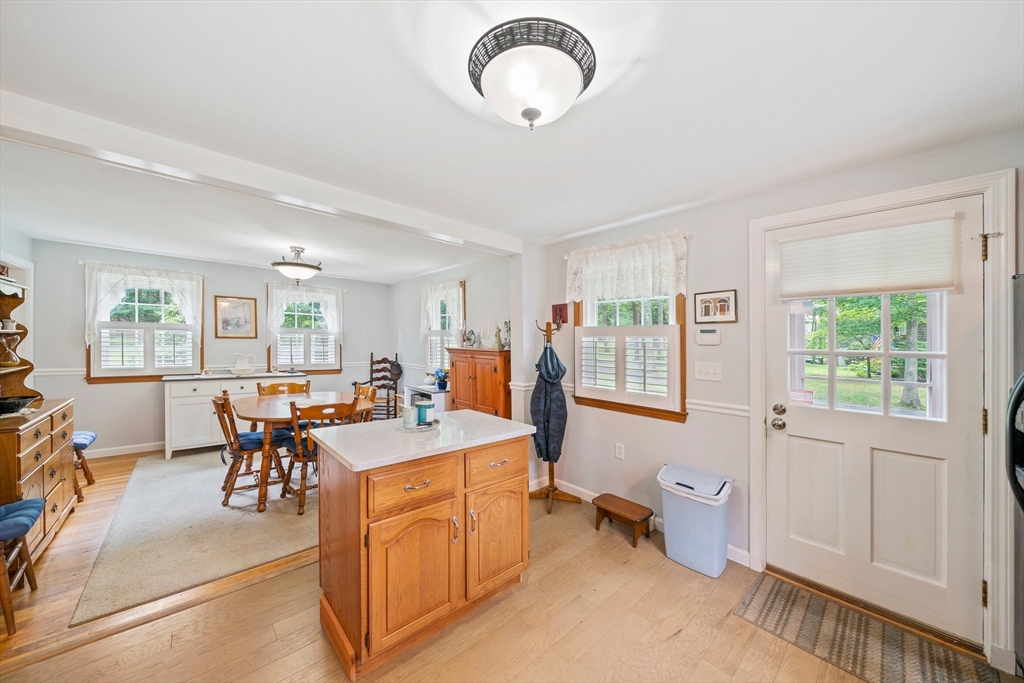 31 Orchard Road Marshfield, MA 02050 - Photo 6 of 31 Gallery Image 6