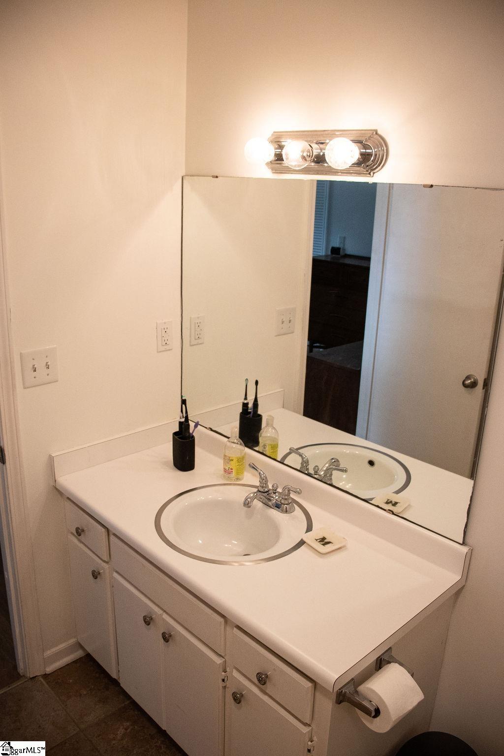 13 Paddock Drive Greer, SC 29650 - Photo 21 of 35 Gallery Image 21