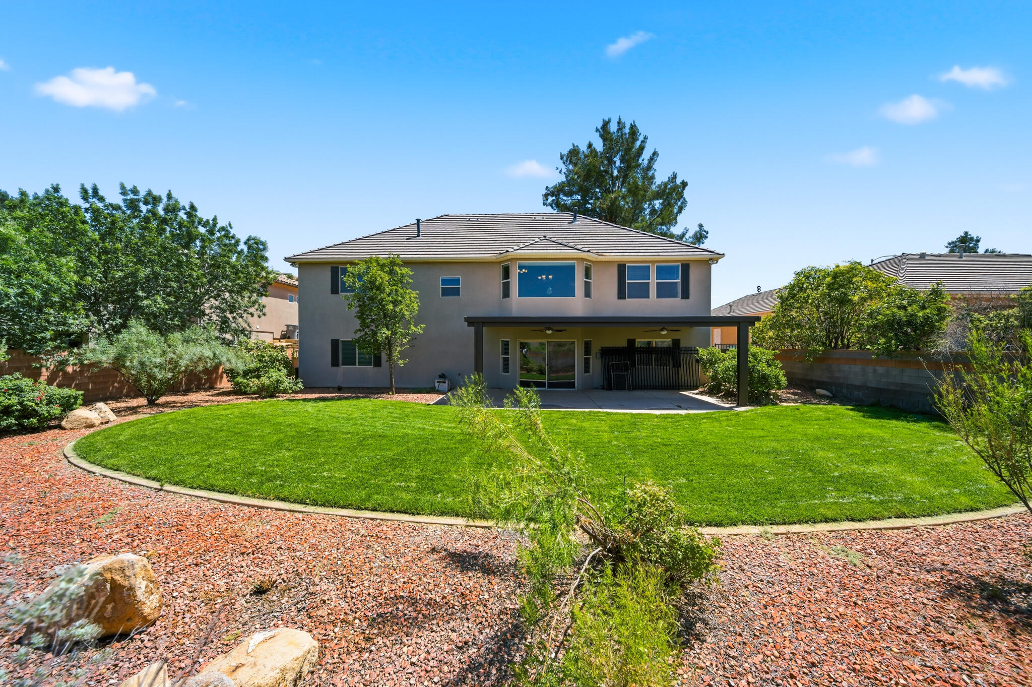 1727 Flagstone Road St. George, UT 84790 - Photo 4 of 46 DSC_2802