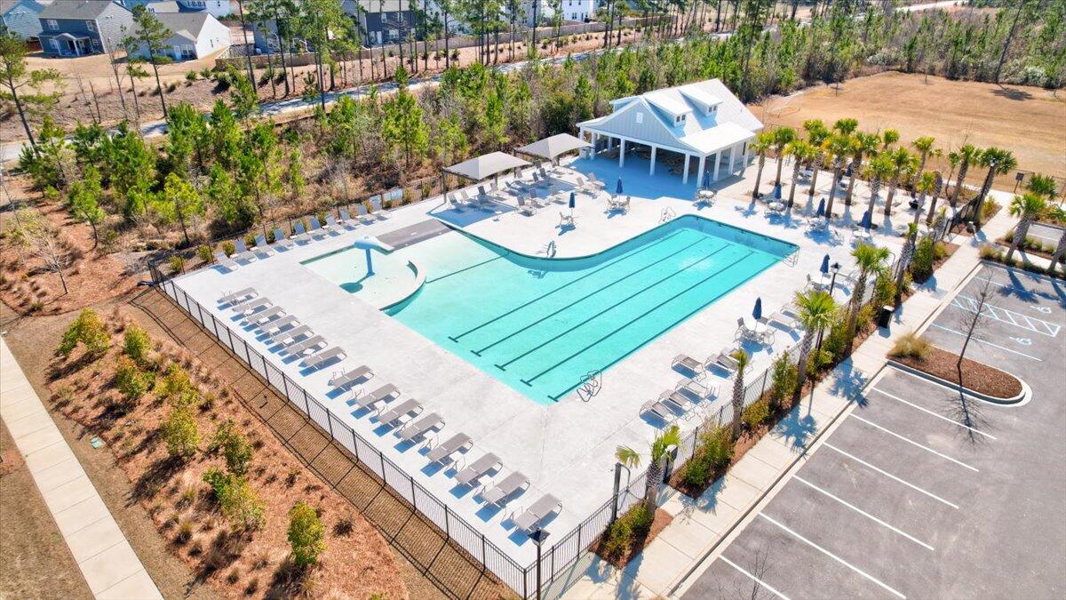 203 Hayworth Road Summerville, SC 29486 - Photo 28 of 31 Community Pool