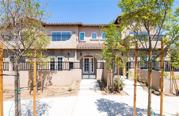 $749,000 | 5526 East Los Angeles Avenue, Unit 3, Simi Valley, CA 93063