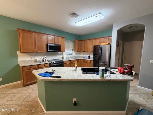 $2,200 | 17841 West Acapulco Lane, Surprise, AZ 85388
