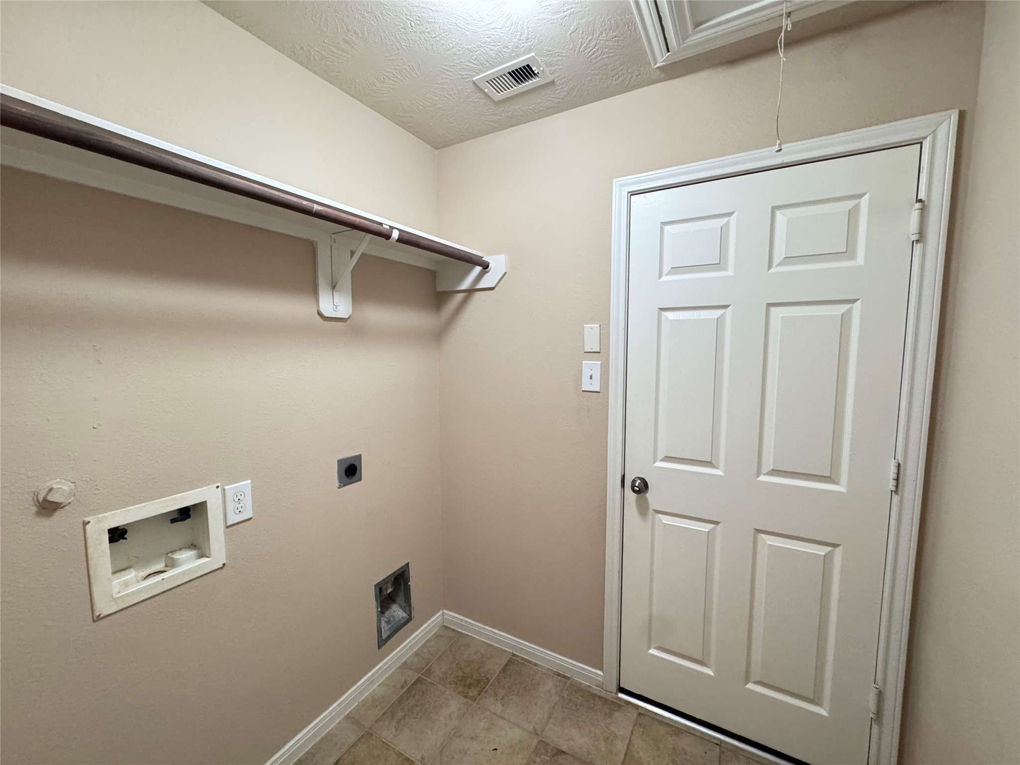 25210 Ginger Ranch Drive Katy, TX 77494 - Photo 24 of 26 Laundry