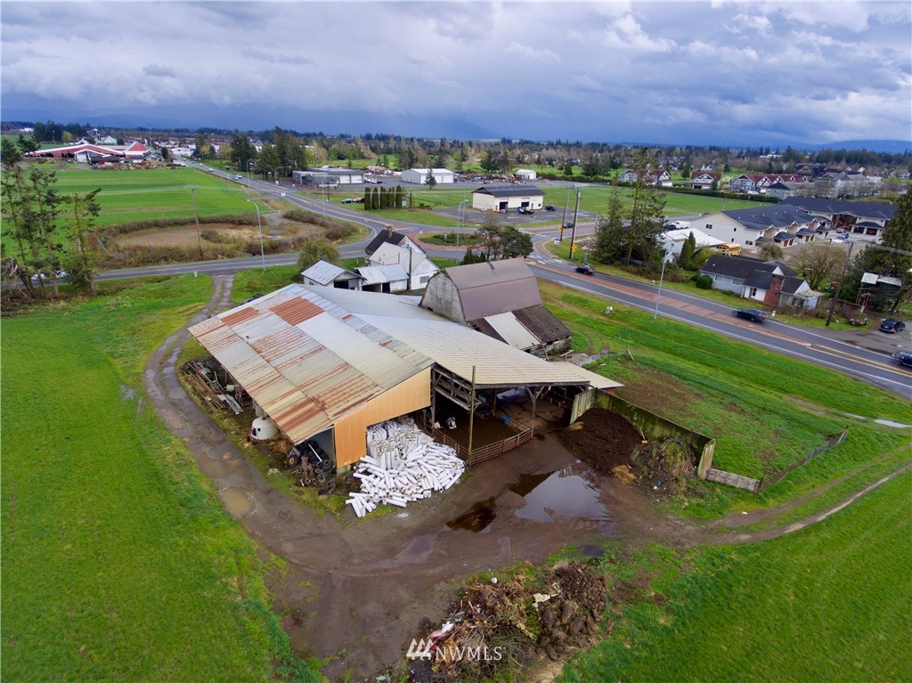 694 East Badger Road Lynden, WA 98264 - Photo 11 of 17