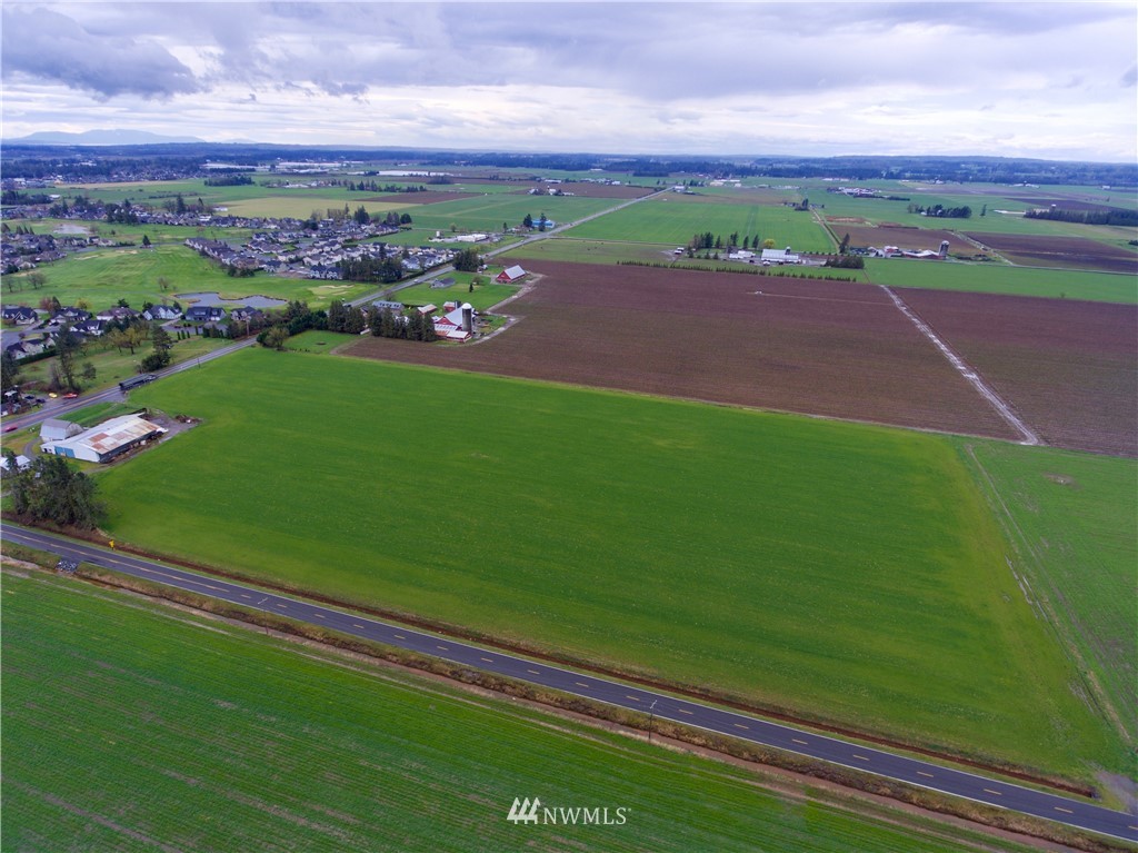 694 East Badger Road Lynden, WA 98264 - Photo 15 of 17