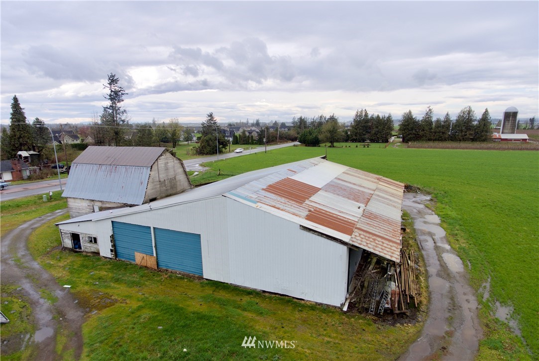 694 East Badger Road Lynden, WA 98264 - Photo 7 of 17