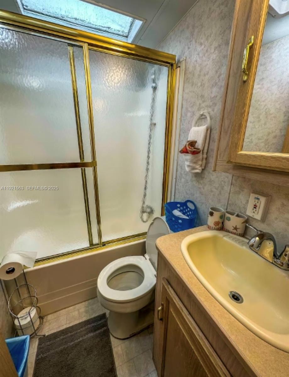 325 Calusa Street, Unit 516 Key Largo, FL 33037 - Photo 9 of 12 Photo 9