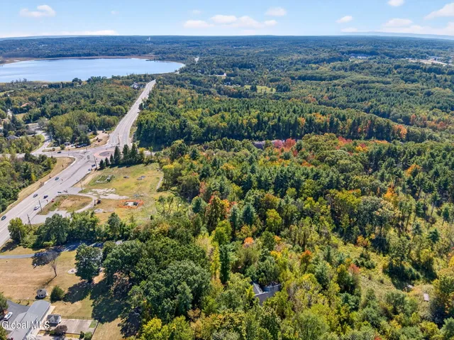 $3,080,000 | 2272 Highway 9, Malta, NY 12118