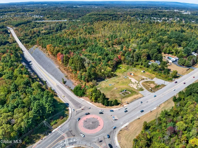 $3,080,000 | 2272 Highway 9, Malta, NY 12118