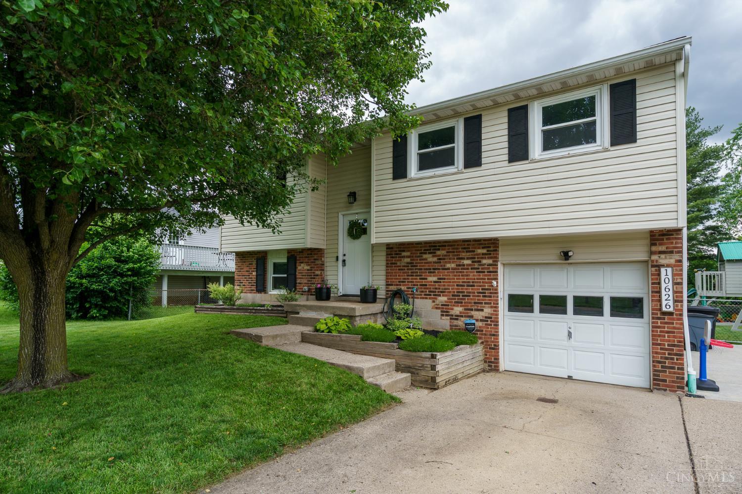 10626 West Road Harrison, OH 45030 - Photo 5 of 47