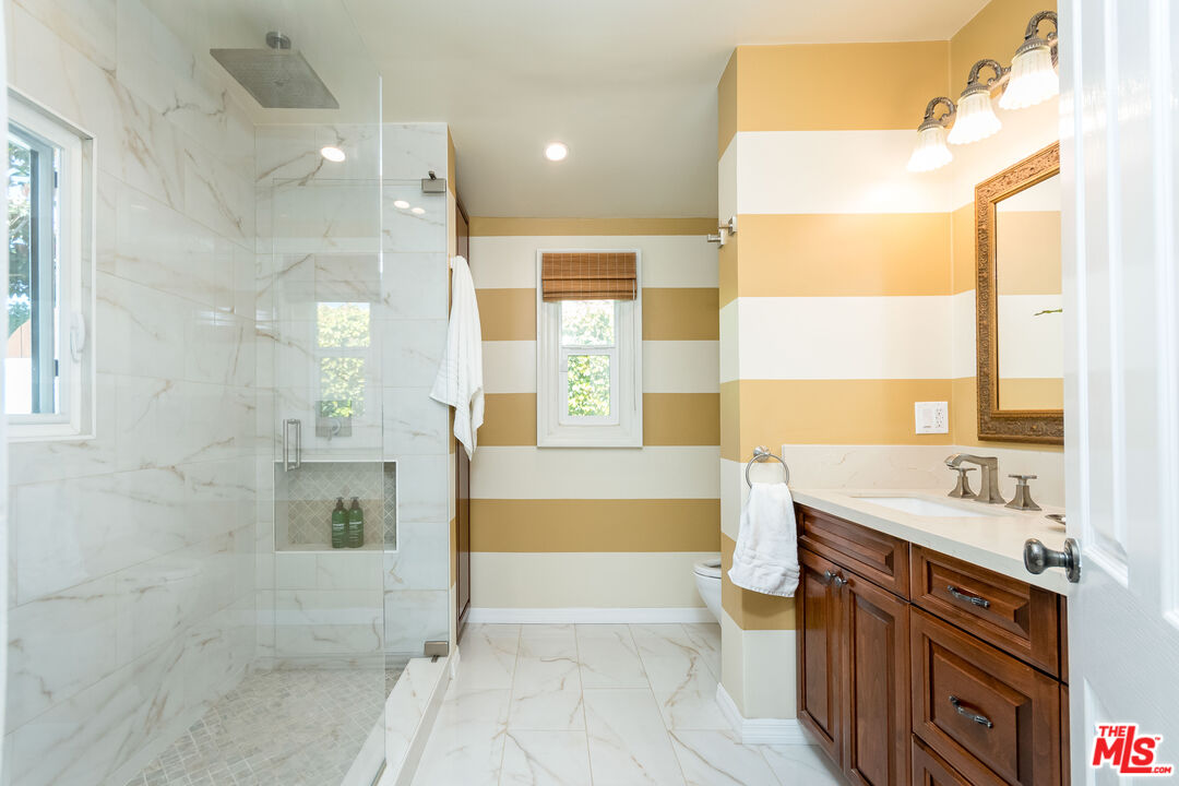 1910 Melwood Drive Glendale, CA 91207 - Photo 28 of 68