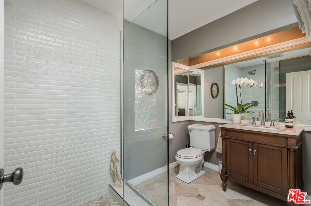 1910 Melwood Drive Glendale, CA 91207 - Photo 36 of 68