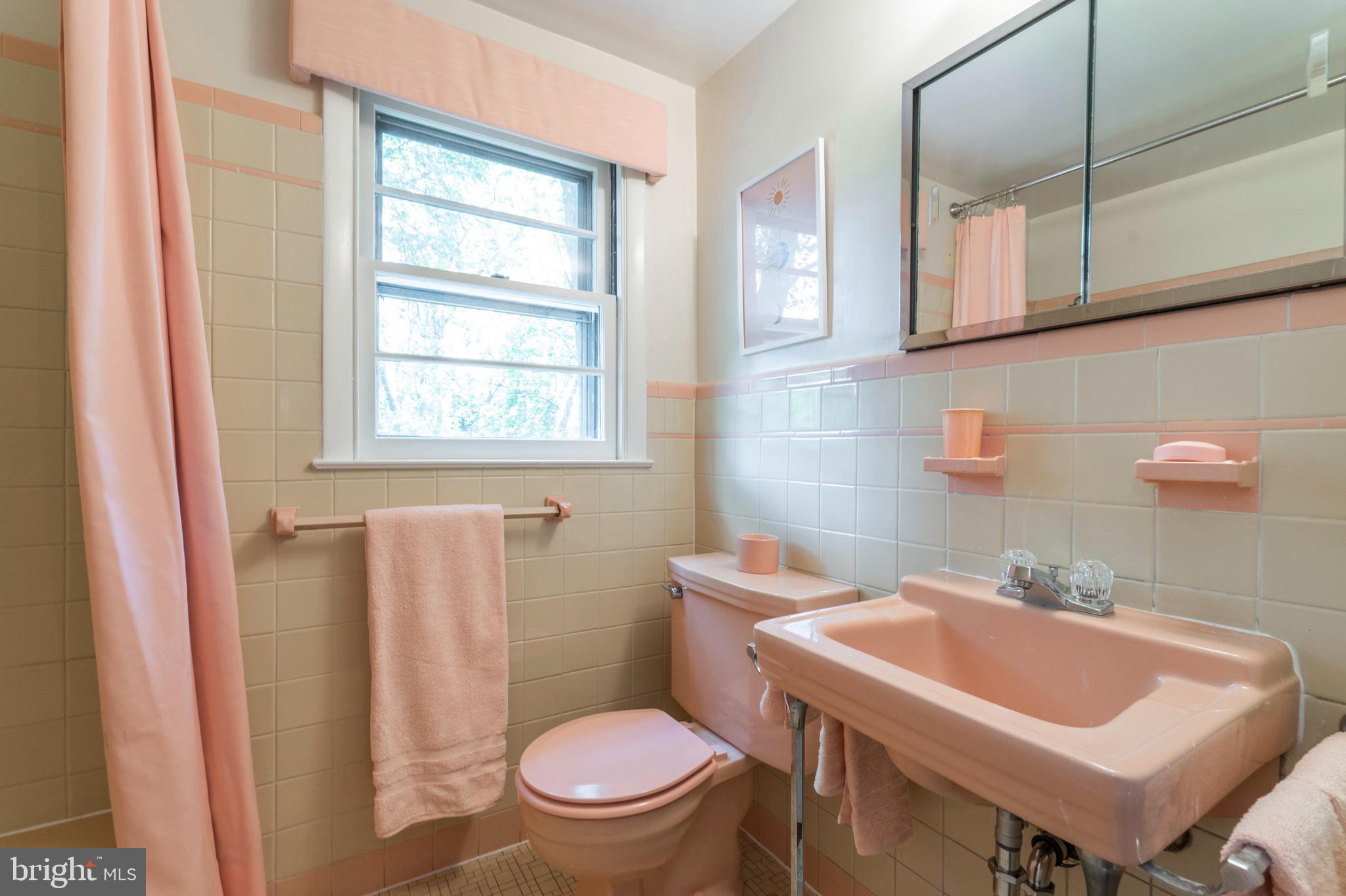 1148 West Valley Road Wayne, PA 19087 - Photo 17 of 28