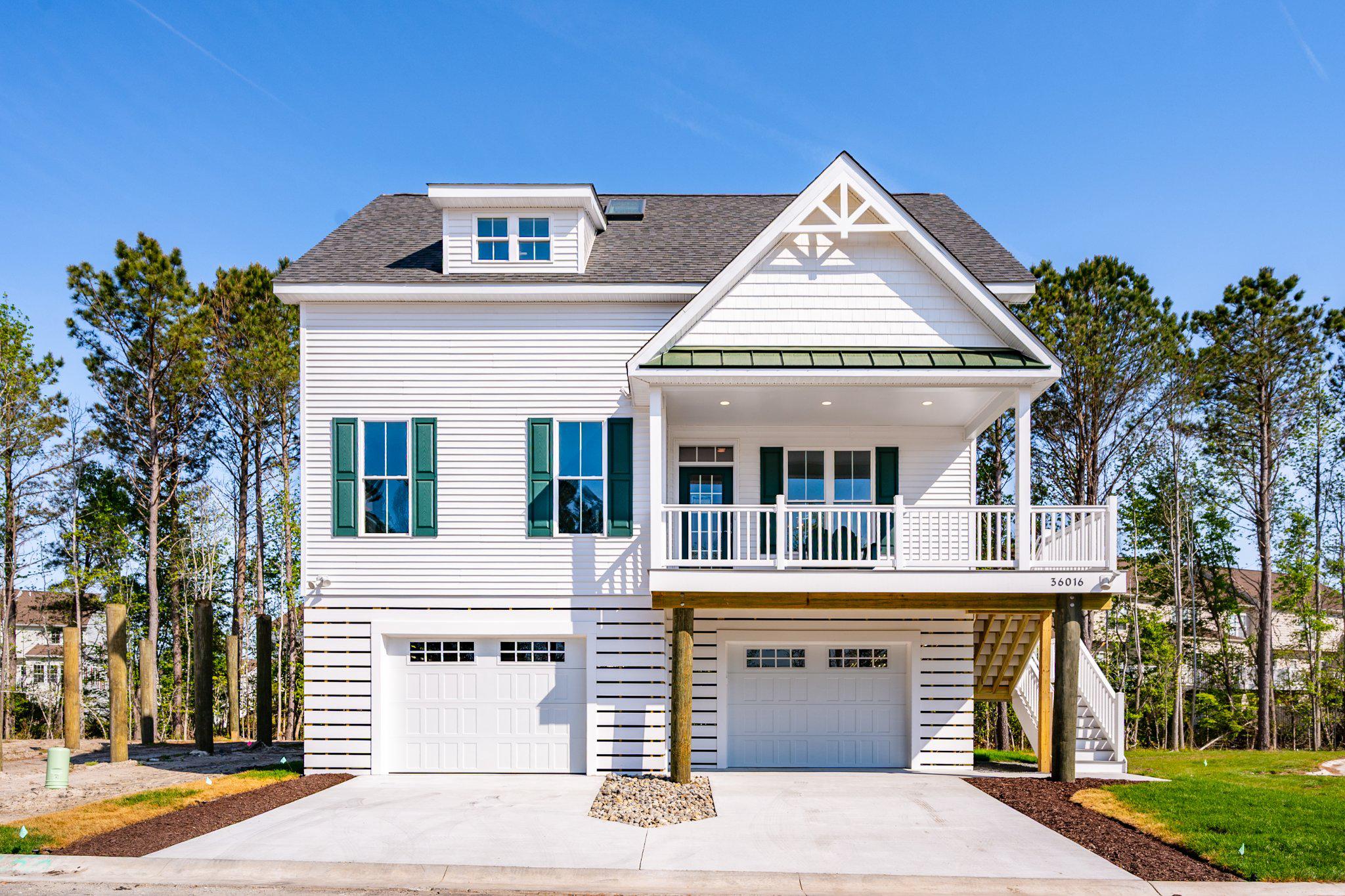 Model Home Open Thurs-Sun. from 10-4