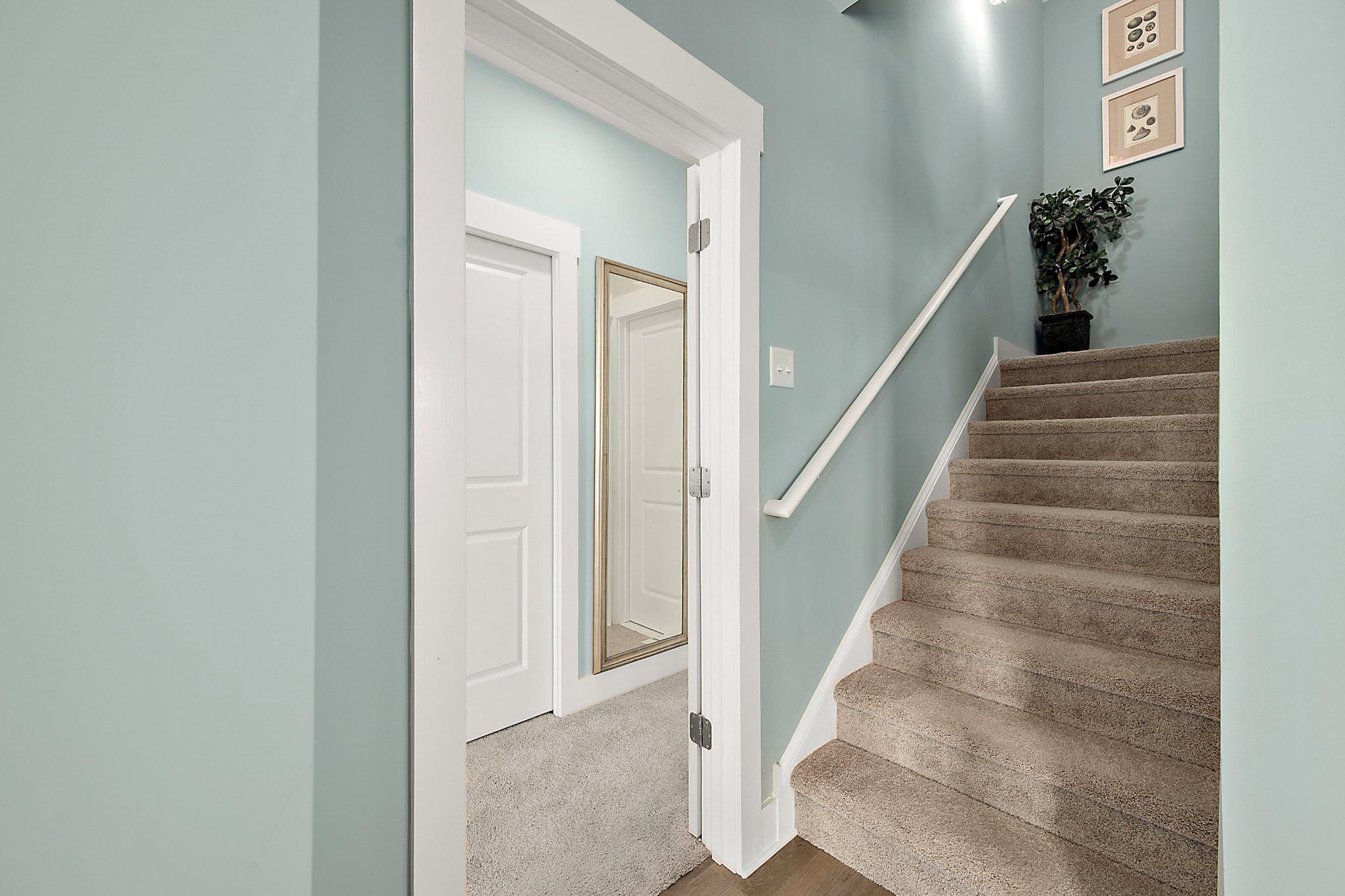 36028 Jackson Street Ocean View, DE 19970 - Photo 25 of 49 Stairway to 2nd level