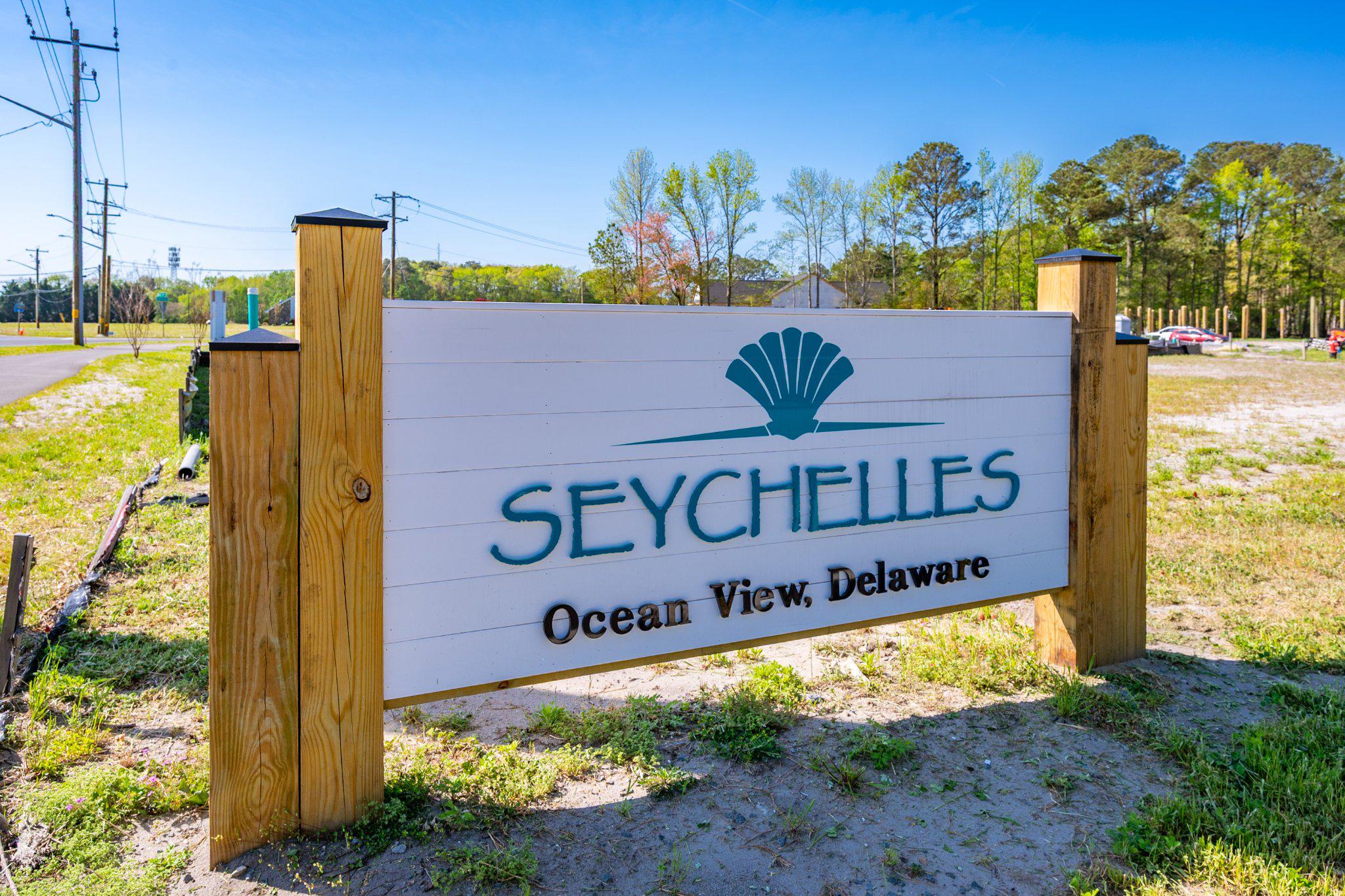 36028 Jackson Street Ocean View, DE 19970 - Photo 5 of 49 Seychelles: Where EVERY DAY feels like vacation!