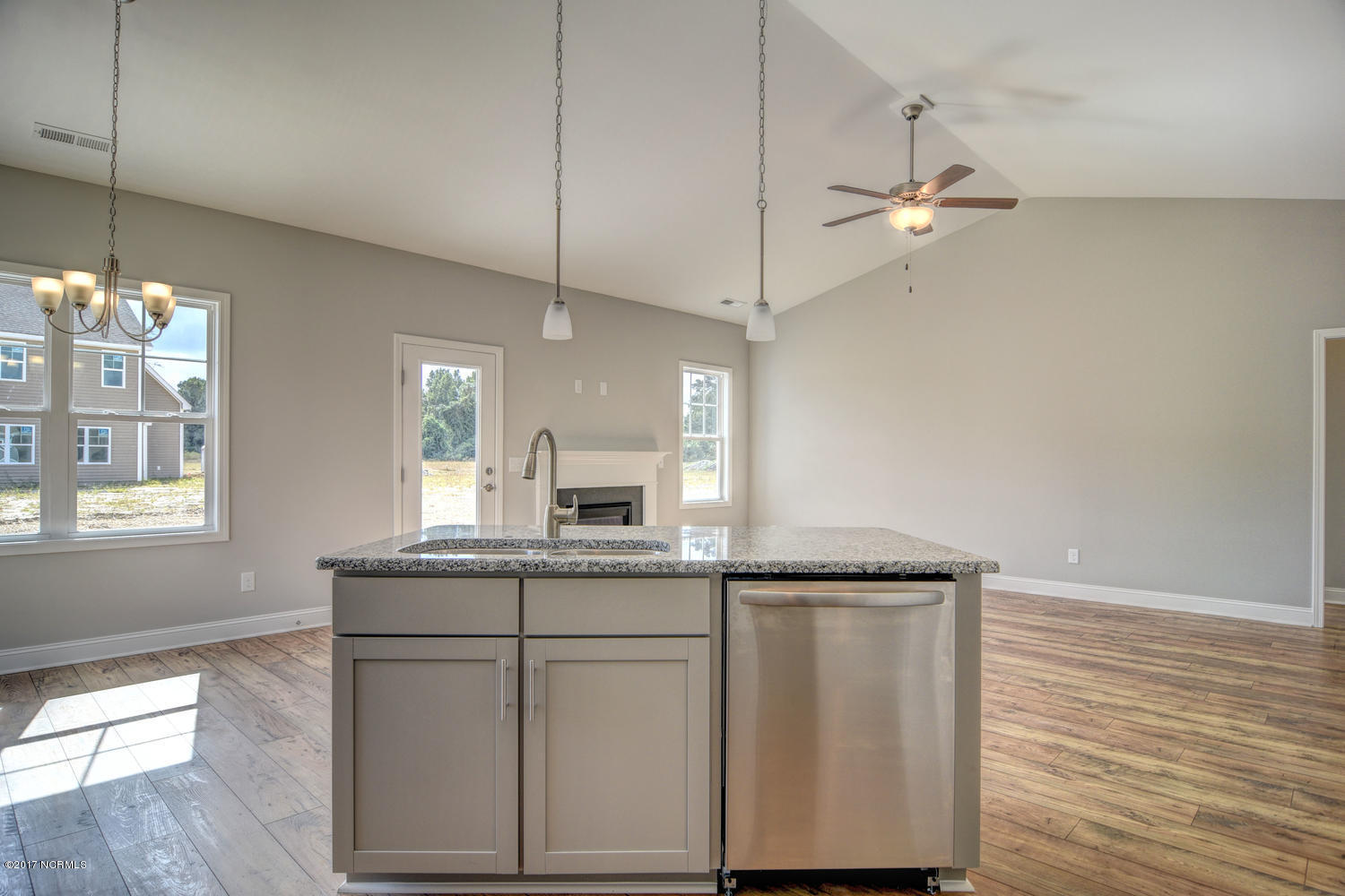 1332 Teddy Road Castle Hayne, NC 28429 - Photo 8 of 24 1340 Teddy Rd Castle Hayne NC-large-010-