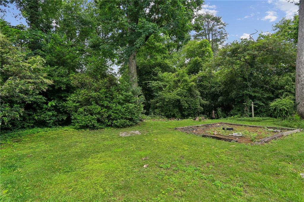 3648 Kingsboro Road Northeast Atlanta, GA 30319 - Photo 7 of 16 Gallery Image 7