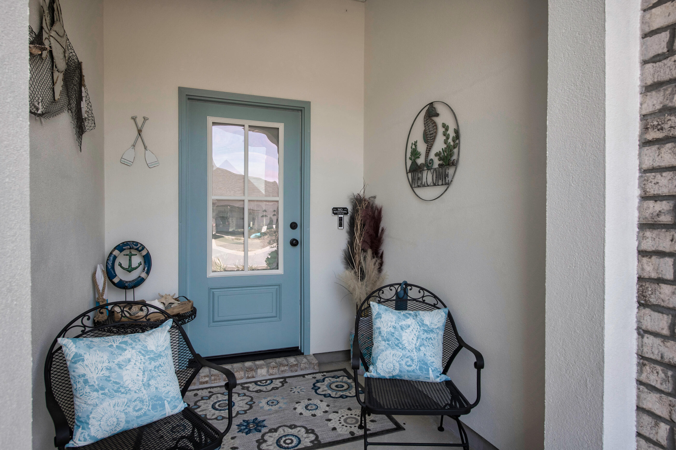 63 Alley Oak Lane Freeport, FL 32439 - Photo 4 of 50 a living room with furniture and a window