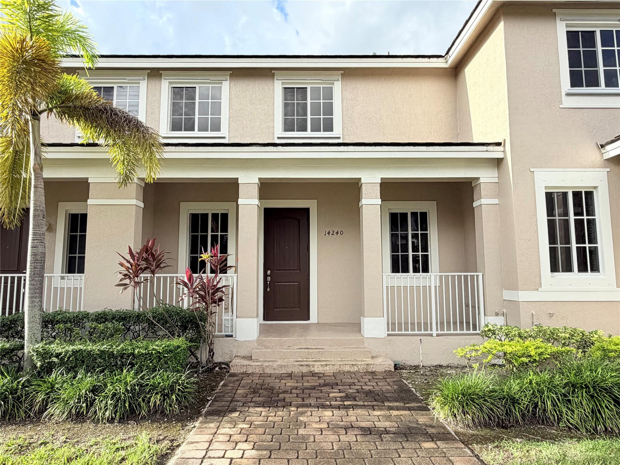 14240 Southwest 275th Street Homestead, FL 33032 - Photo 2 of 43 Photo 2
