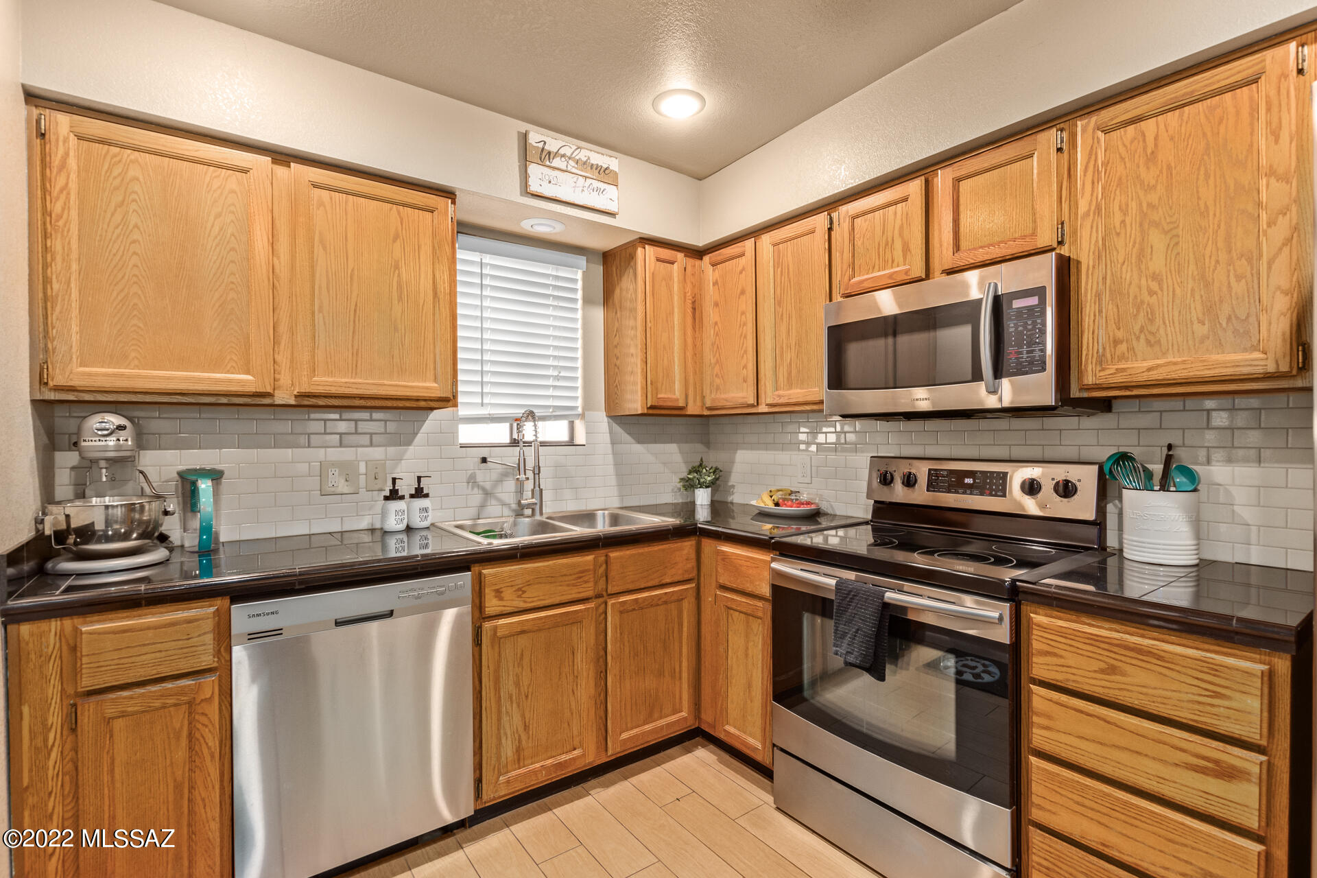 3690 North Country Club Road, Unit 1004 Tucson, AZ 85716 - Photo 10 of 24