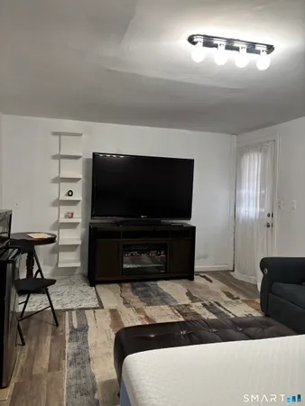 $1,000 | 78 Buckingham Street, Unit 1, Watertown, CT 06779
