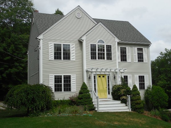 172 Rocky Road Northbridge, MA 01588 - Photo 1 of 17