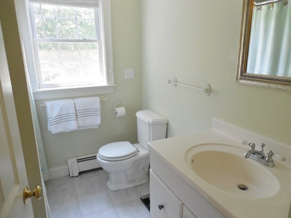 172 Rocky Road Northbridge, MA 01588 - Photo 17 of 17