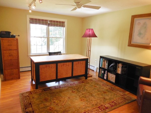 172 Rocky Road Northbridge, MA 01588 - Photo 9 of 17