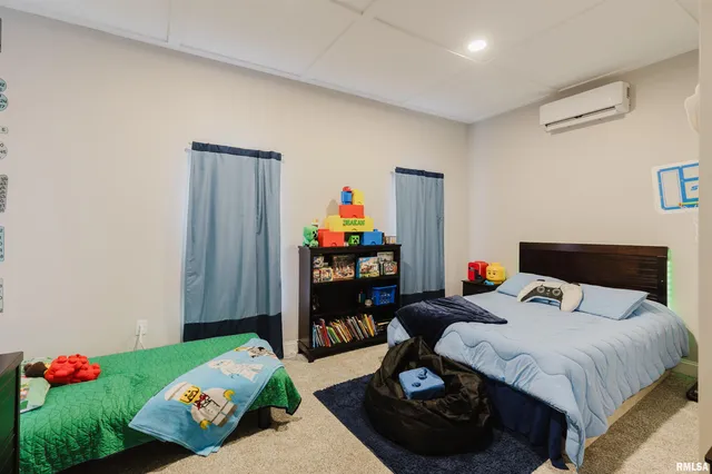 $168,000 | 1003 Jefferson Avenue, Johnston City, IL 62951