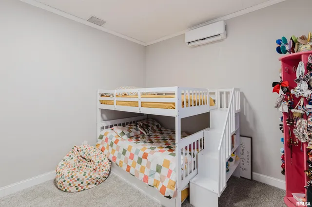 $168,000 | 1003 Jefferson Avenue, Johnston City, IL 62951