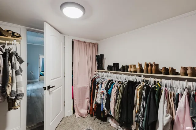 $168,000 | 1003 Jefferson Avenue, Johnston City, IL 62951