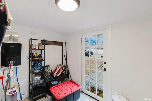 $168,000 | 1003 Jefferson Avenue, Johnston City, IL 62951