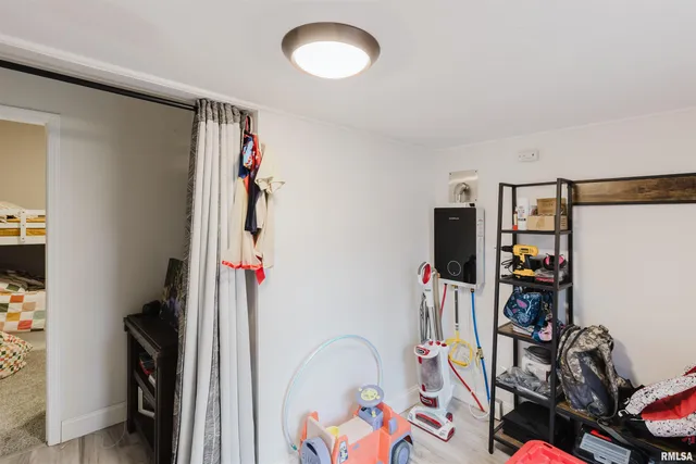 $168,000 | 1003 Jefferson Avenue, Johnston City, IL 62951