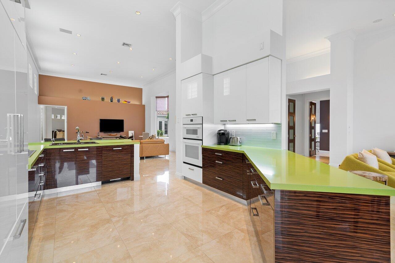 5118 Northwest 24th Way Boca Raton, FL 33496 - Photo 10 of 45 011-5118Northwest24thWay-BocaRaton-FL-33