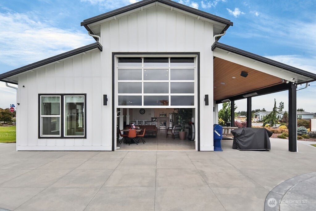 894 North Iris Avenue Sequim, WA 98382 - Photo 28 of 34