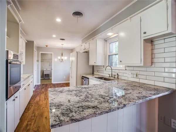 $3,850 | 4104 Hartwood Drive, Fort Worth, TX 76109
