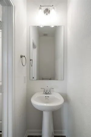 $2,500 | 607 Silver Pear Court, Montgomery, TX 77316